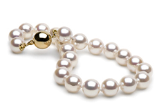 bracelet de perles blanches